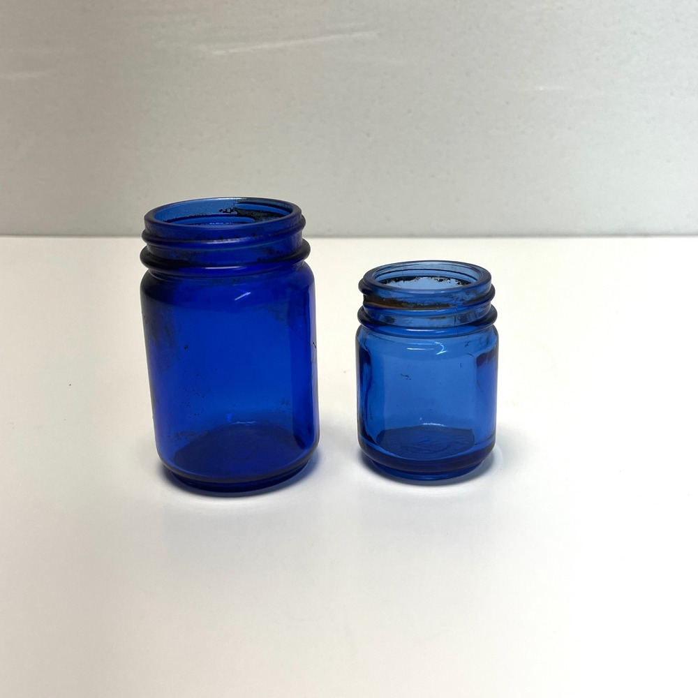 Lot of 2 Vintage Blue Glass Jars‎ Vicks Vaporub Apothecary Empty Bottles
